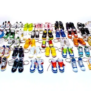 PM-002 - Shoe Keychain 100-Pack (50 Pairs) – Premium Sneaker Mix